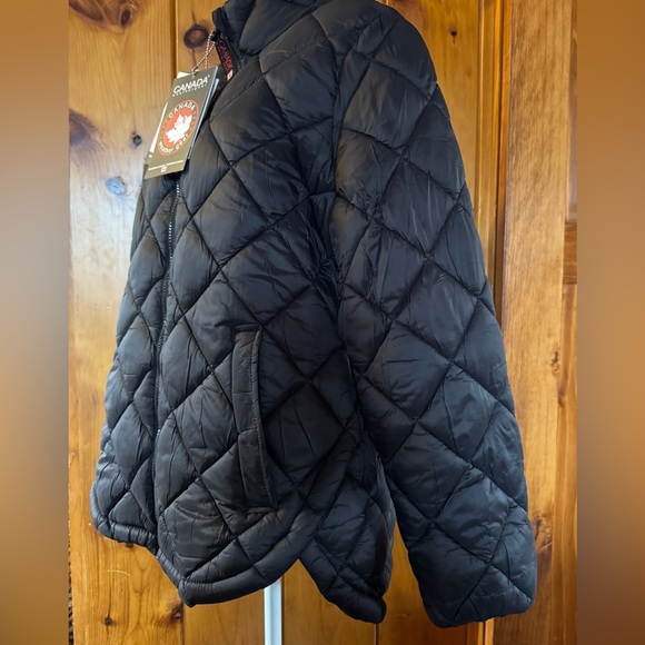 Women’s Canada Weather Gear Puffer Coat - Picture 5 of 8
